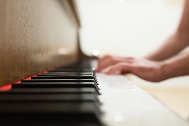 how to learn jazz piano online